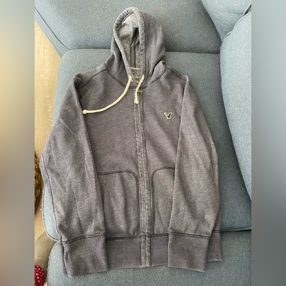 Vintage American Eagle Zip up hoodie. Navy. Size Large. Pockets.